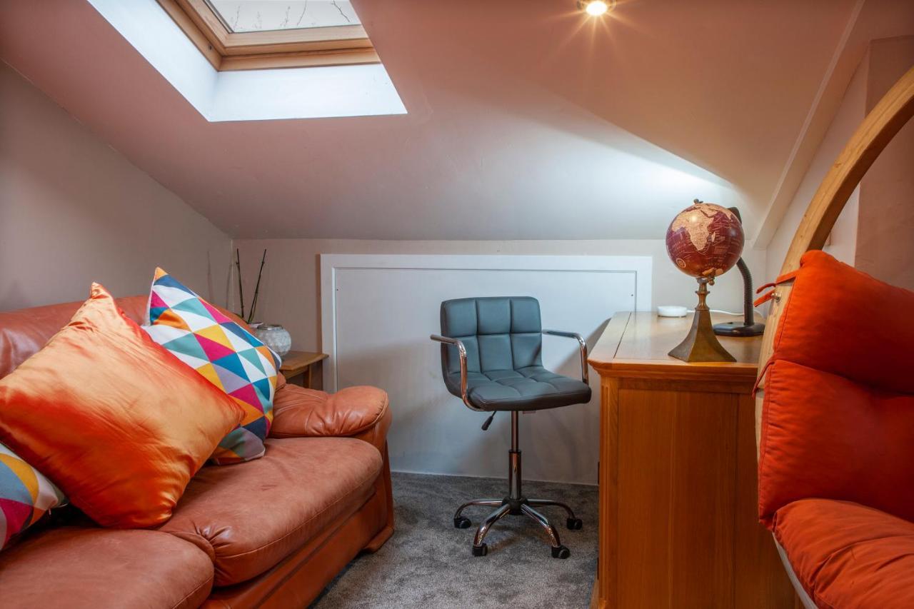 Premium 2Nd Floor 2 Bed Apt Sleeps 4 Adults In Oban Town Exterior foto